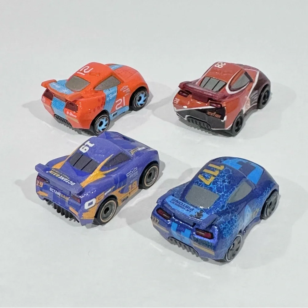 Disney Cars 3 Die-cast Mini Racers Next Gen Racers Set Carlow,Swervez,Laney